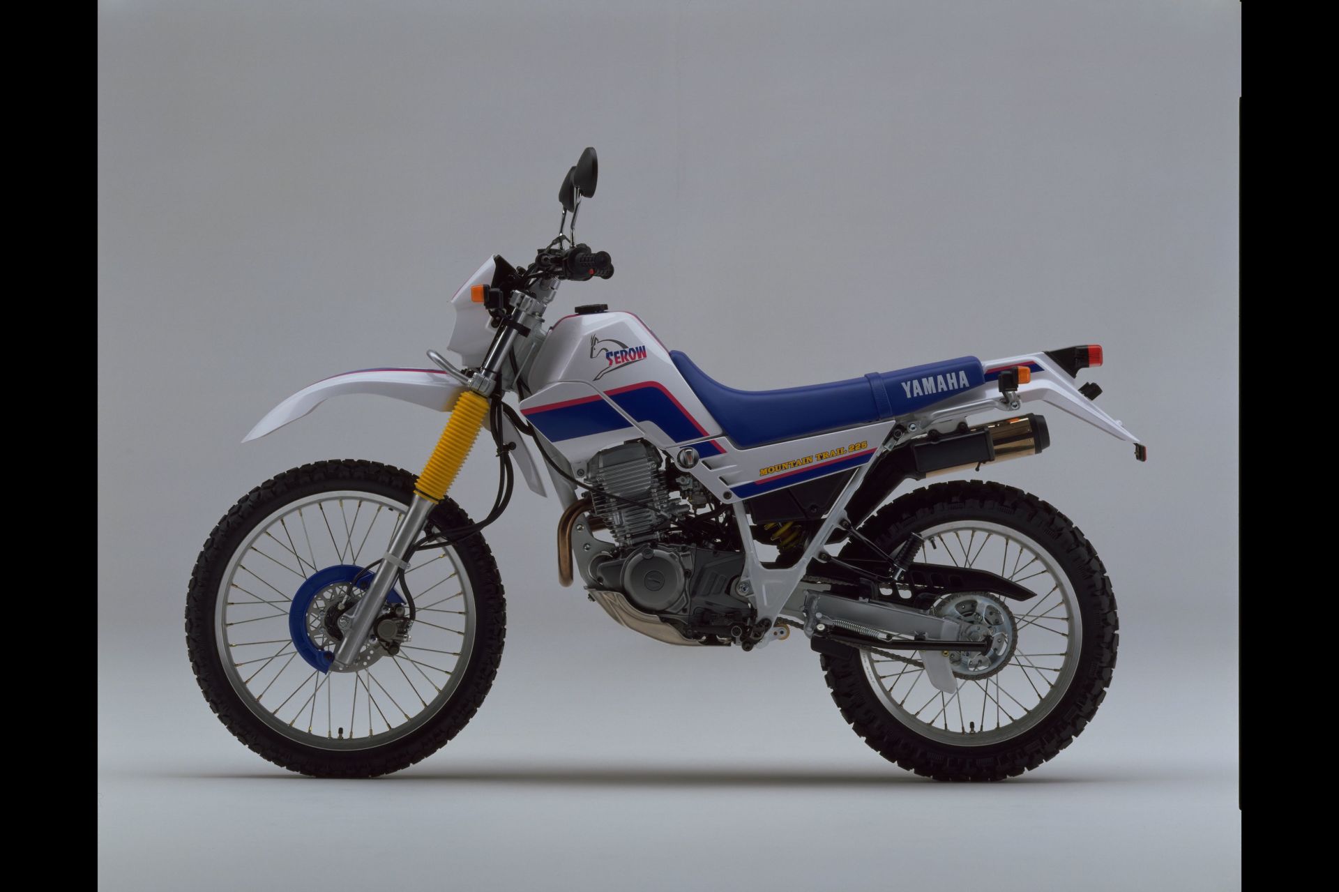 XT225 - Product Library - Product Library | YAMAHA MOTOR CO., LTD.