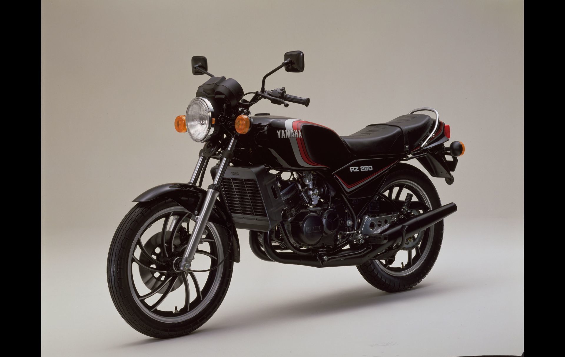RZ250 - Product Library - Product Library | YAMAHA MOTOR CO., LTD.