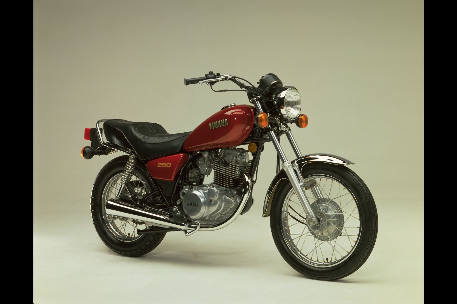 SR250 - Product Library - Product Library | YAMAHA MOTOR CO., LTD.