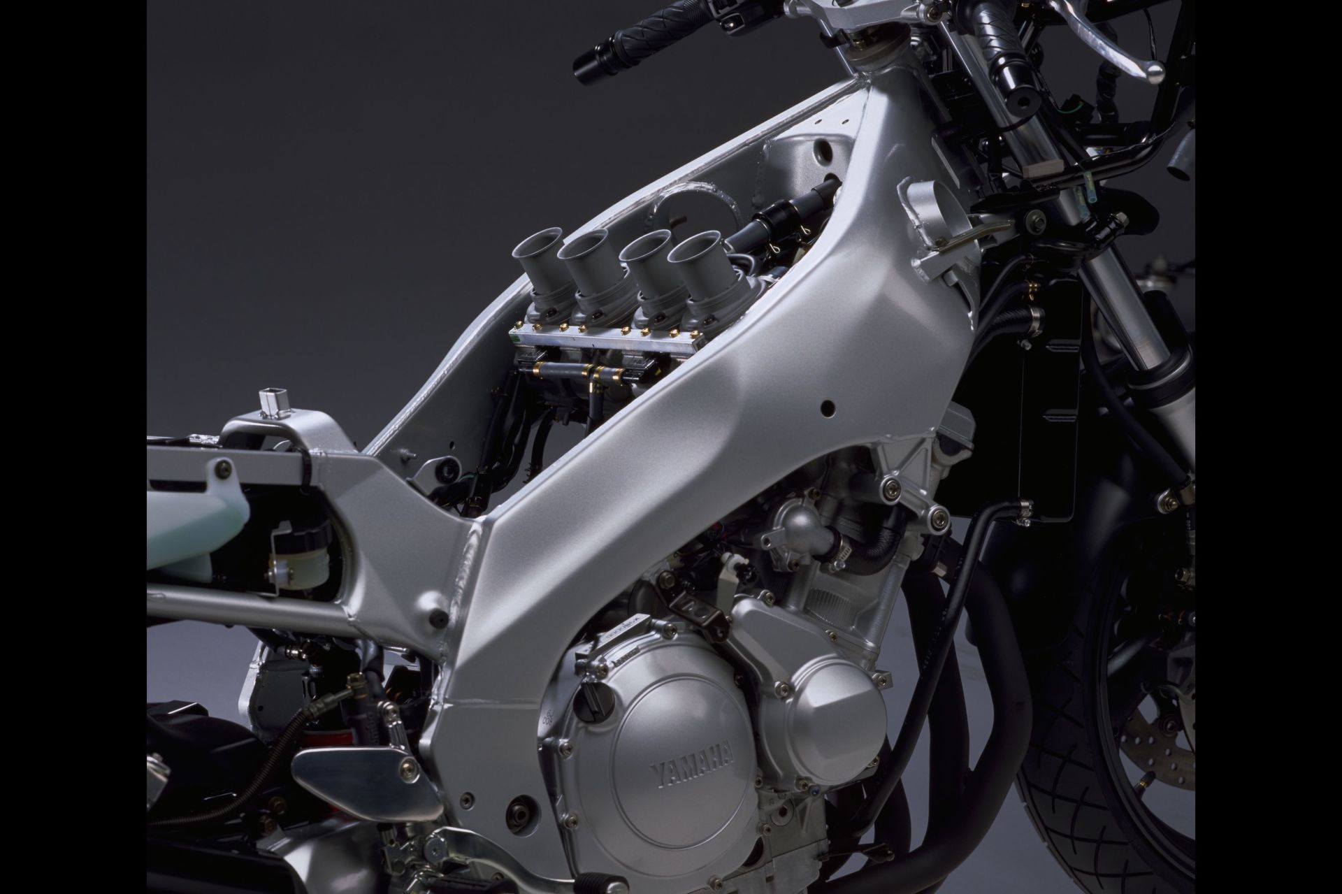YZF600R - Product Library - Product Library | YAMAHA MOTOR CO., LTD.