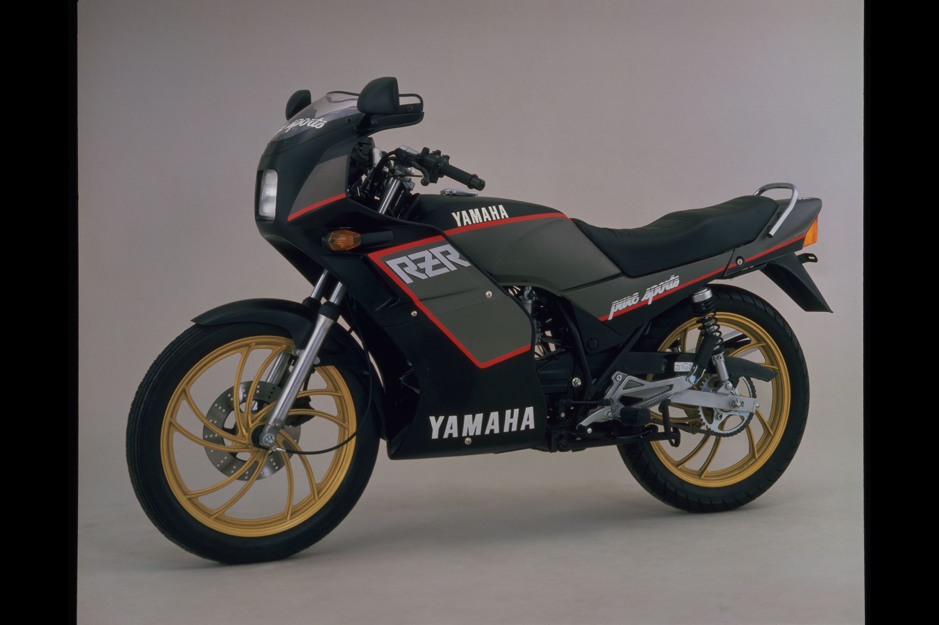 RZ-R - Product Library - Product Library | YAMAHA MOTOR CO., LTD.