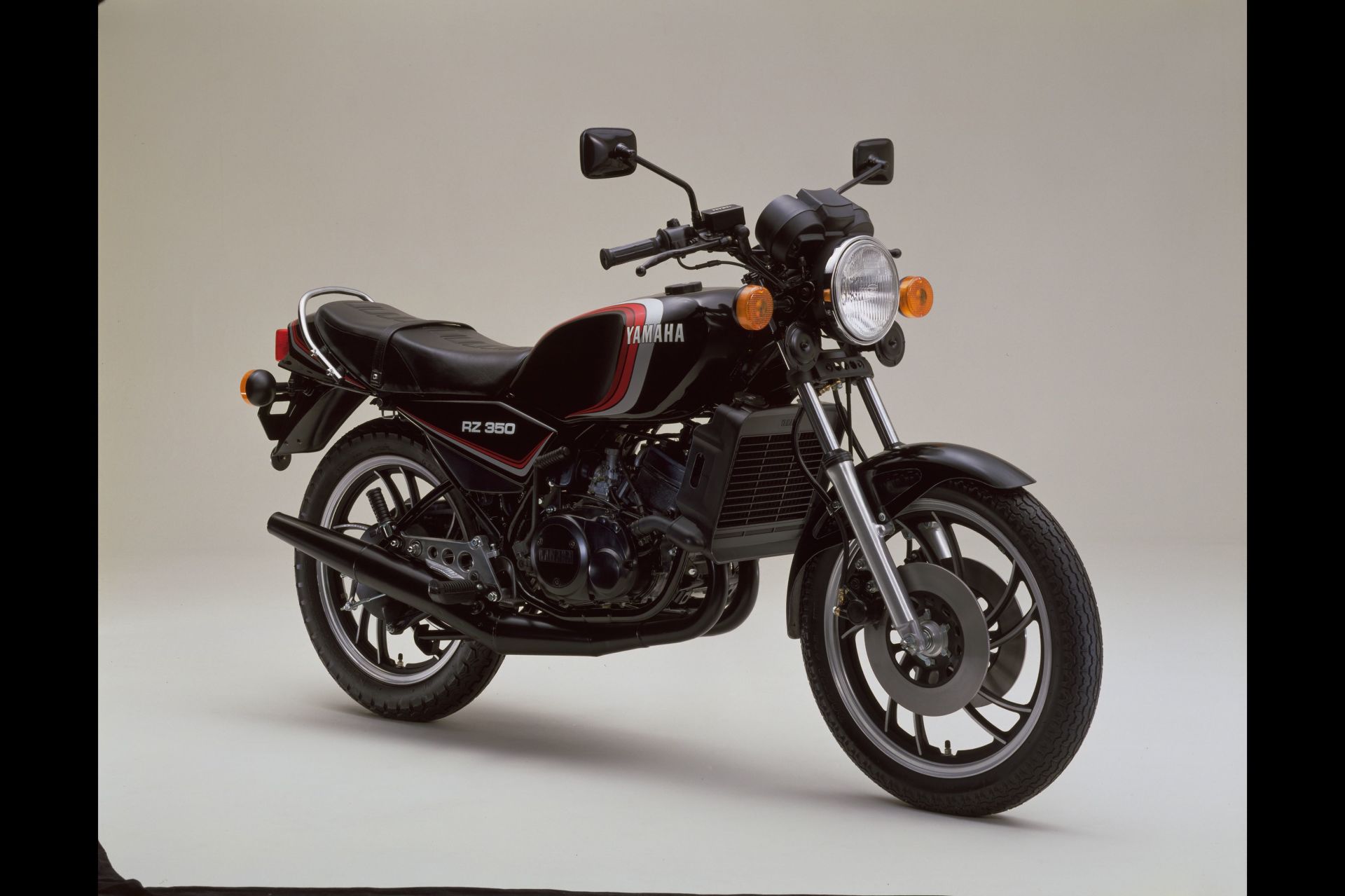 RZ350 - Product Library - Product Library | YAMAHA MOTOR CO., LTD.